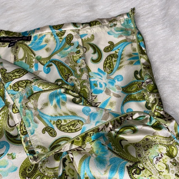 La Petite Francaise Asymmetrical Skirt - Picture 7 of 12